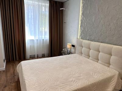 квартира по адресу Молодіжна ул., 8