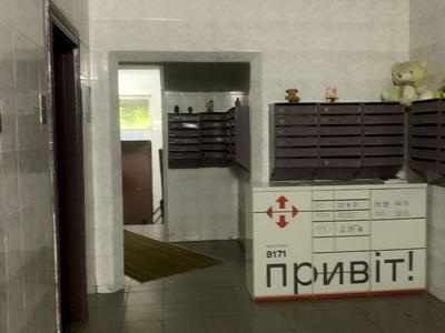 квартира за адресою Лариси Руденко вул., 9