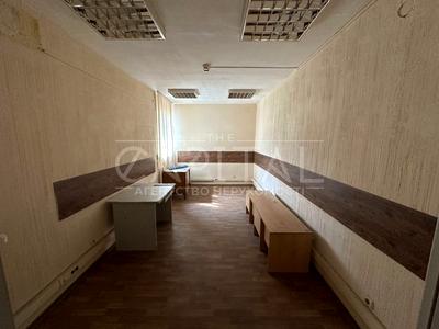 комерційна за адресою Слобожанська вул. (Калачівська), 13