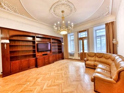 квартира за адресою Інститутська вул., 13/4