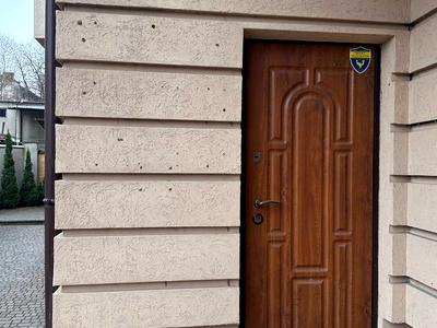 комерційна за адресою Героїв УПА вул., 25