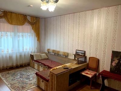 квартира за адресою Михайла Максимовича вул. (Онуфрія Трутенка), 7-В