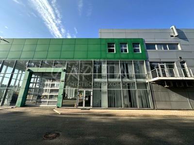 комерційна за адресою Паркова вул., 4