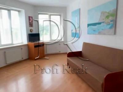 квартира за адресою Бориса Гмирі вул., 8-А