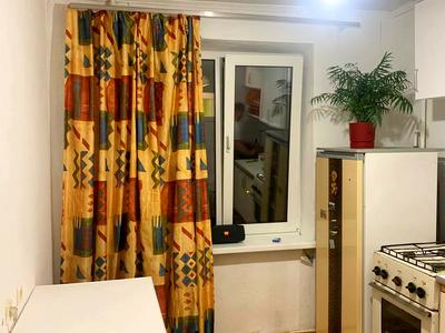 квартира за адресою Романа Шухевича просп. (Генерала Ватутіна), 30