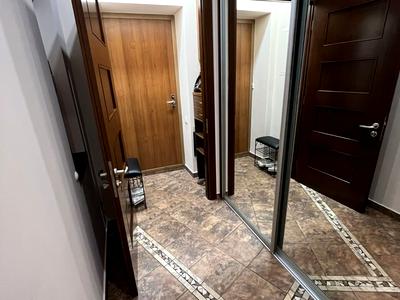квартира за адресою Кропивницького вул., 16