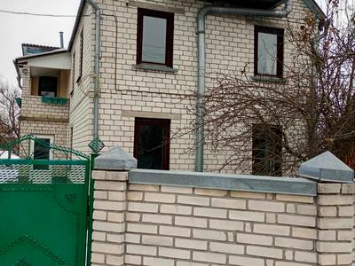 будинок за адресою Вишнева