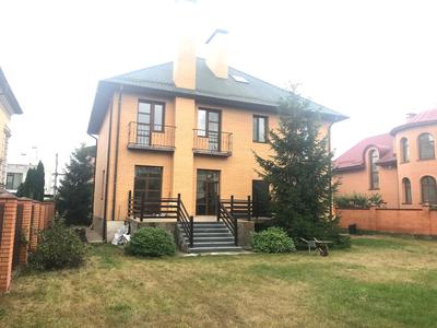 будинок за адресою Богатирська вул., 30А