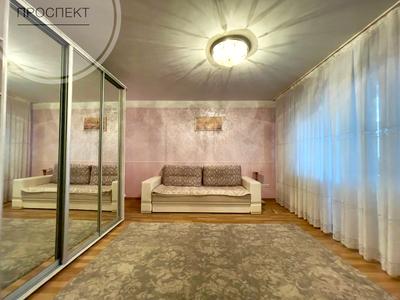 квартира за адресою Воскресенська вул., 13б