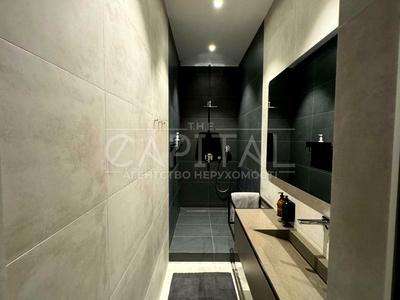 комерційна за адресою Новоселицька вул., 7