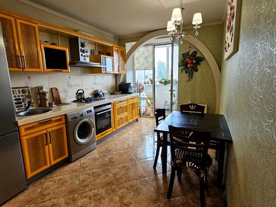 квартира за адресою Старицького вул., 20