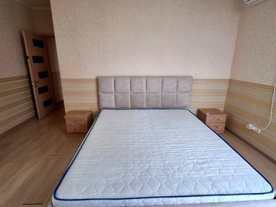 квартира за адресою Анатолія Петрицького вул., 21-А