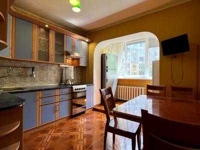 квартира за адресою Красносільського вул., 75