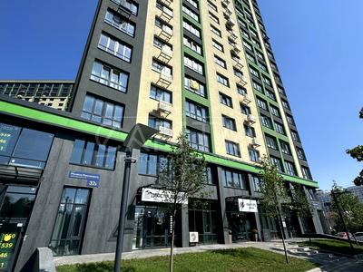 квартира за адресою Михайла Максимовича вул. (Онуфрія Трутенка), 32-Б
