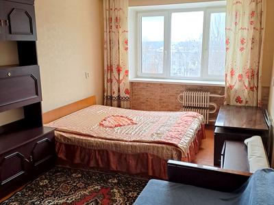 квартира за адресою Дмитра Апухтіна вул., 25