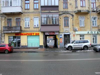 комерційна за адресою Січових Стрільців вул. (Артема), 55
