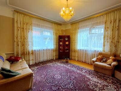 будинок за адресою Композиторів вул.