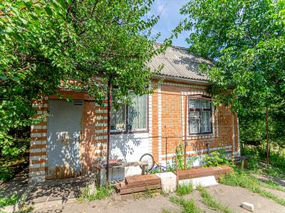 будинок за адресою Центральная, 1