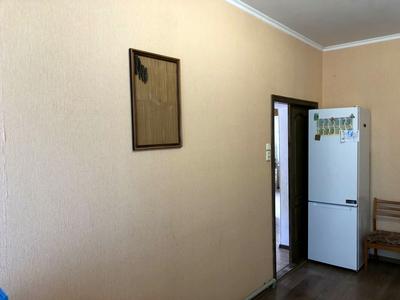 будинок за адресою Дніпровська вул., 8