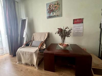 квартира за адресою Почайнинська вул., 13/9