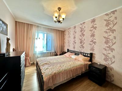 квартира за адресою Штурмова вул., 7