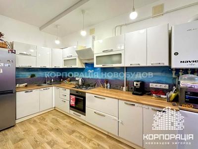 квартира за адресою Августина Волошина вул., 10А
