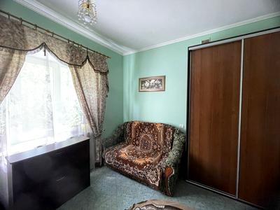 будинок за адресою с. Крюківщина, Квіткова вул., 3