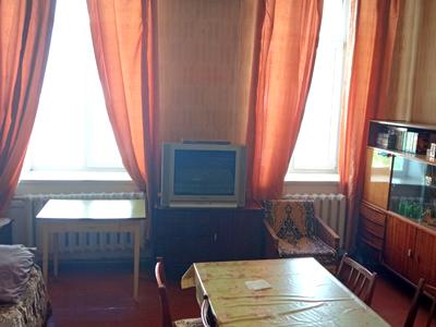 квартира за адресою Івана Луценка пров., 2