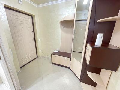 квартира за адресою Білогірська вул., 18-Е
