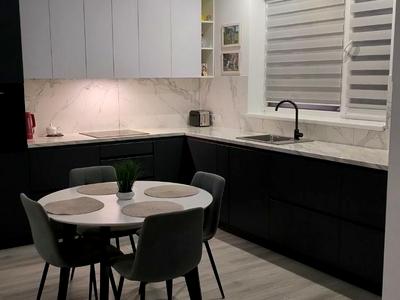 будинок за адресою Незалежності вул., 7а
