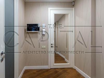 квартира за адресою Дніпровська набережна вул., 1