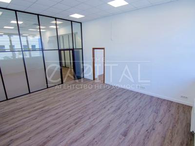 комерційна за адресою Охтирський пров., 7