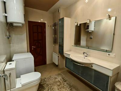 квартира за адресою Осіння вул., 33