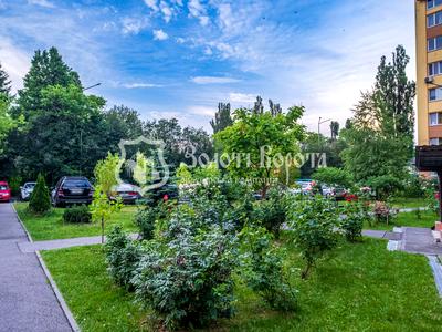 квартира за адресою Академіка Лебедєва вул., 1