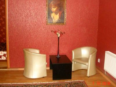 комерційна за адресою Дружбы, 80