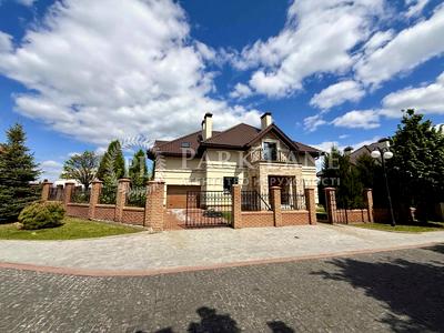 будинок за адресою Кар'єрна вул., 27