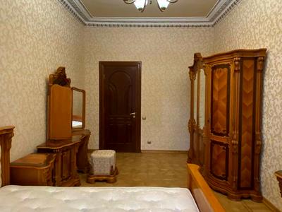 квартира за адресою Заньковецької вул., 8