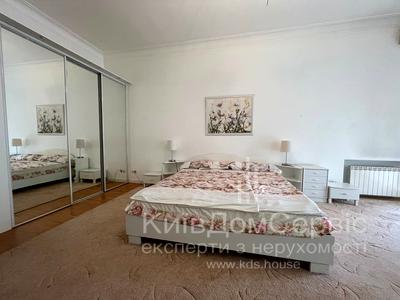 квартира за адресою Заньковецької вул., 4