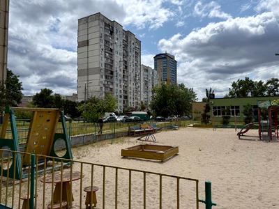 квартира за адресою Володимира Івасюка просп. (Героїв Сталінграду), 53