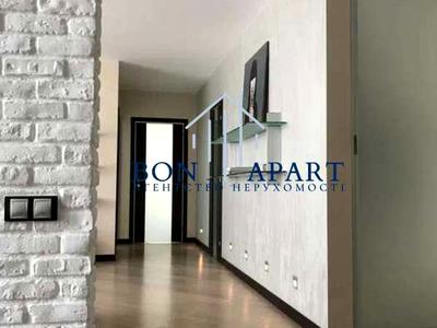 квартира за адресою Київ, Миколи Амосова вул., 4