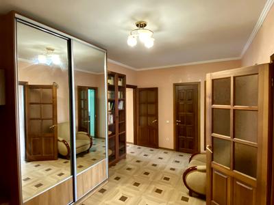 квартира по адресу Хмельницкая ул., 10