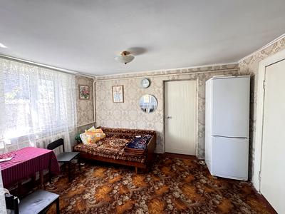 будинок за адресою смт. Бородянка, Хутірська