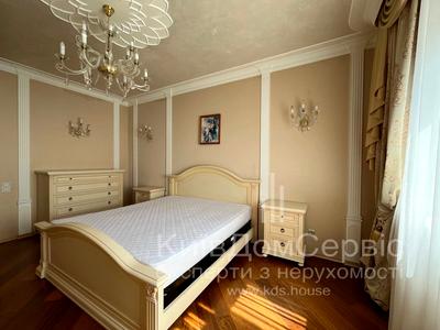 квартира за адресою Кудрявський узвіз, 3-Б