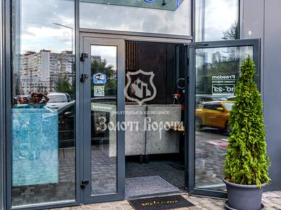 коммерческая по адресу Ревуцкого ул., 40-В