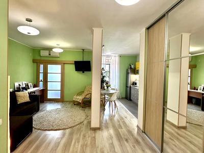 квартира за адресою Регенераторна вул., 4 к10