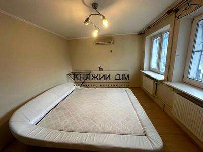 дом по адресу 30-та Садова вулиця