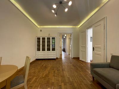 квартира по адресу Богуна ул., 3