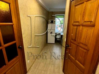 квартира за адресою Гната Юри вул., 5