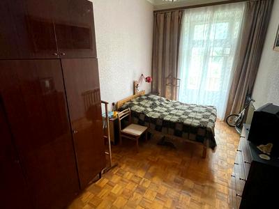 квартира за адресою Алли Горської пров. (Чеслава Бєлінського), 8