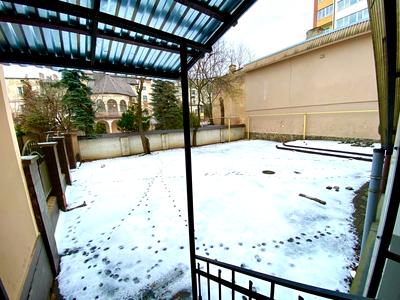 комерційна за адресою Михайла Мулика вул. (Гаркуші), 31